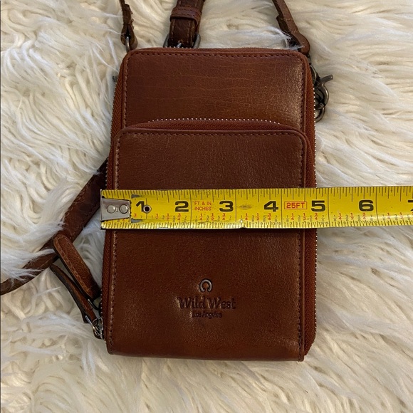Wild WestLos Angeles Brown Leather Crossbody Bag BNWOT - Picture 4 of 12